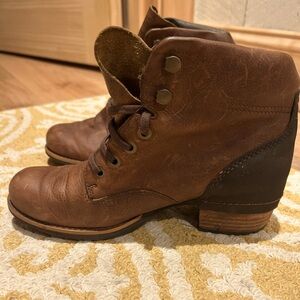 NWOT Merrell Leather Boots